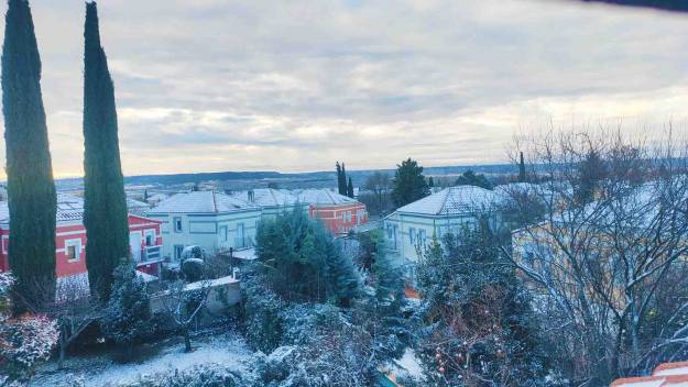 Nieve en Cabanillas tejado