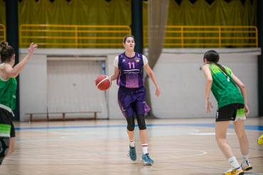 Buen partido de Andrea Santos ante Baoncesto Badajoz Foto Santi Molina-DXTenGuada