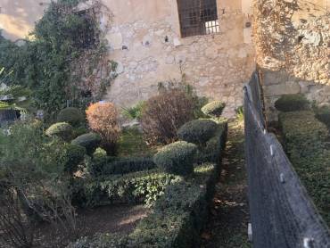 Real Fábrica de Paños Brihuega Hotel Balneario Muro libre al otro lado de la puerta