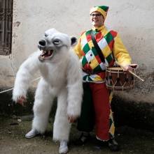 Valdepeñas de la Sierra botarga Foto Eduardo Bonilla 1