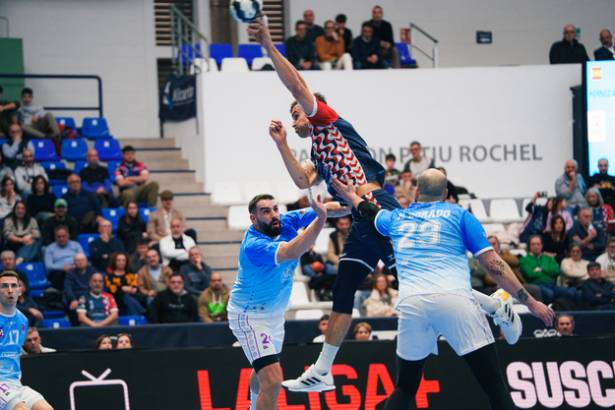 Balonmano Guadalajara -  EON Alicante - Foto Ismael Corbi 1