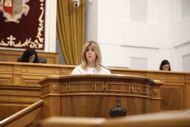 Cortes CLM - Isabel Abengózar PSOE pleno burka