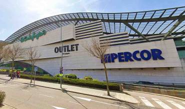 El Corte Inglés -  Correos Foto Google Maps