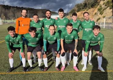 El Jadraque con su victoria sobre el América se mantiene líder del Grupo VI B de Segunda Autonómica 1