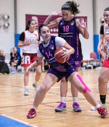 A falta de una jornada para terminar la primera fase Ferial Plaza ya piensa en la fase final Foto GUBasketDXTenGuada