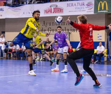 BM Guadalajara - Bidasoa Santi Molina 4 1