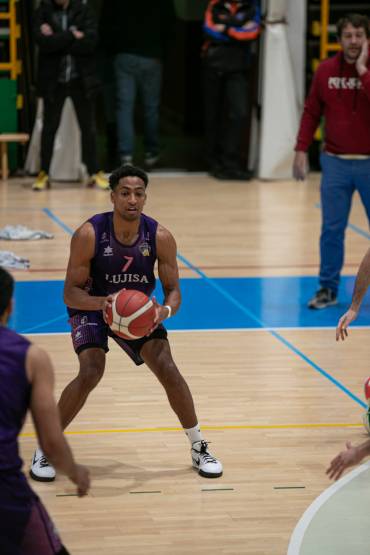 Exhete Calvo jugador más destacado de Lujisa en la derrota alcarreña 77-75 en Talavera