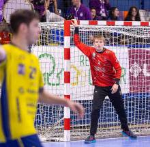 Sanicentro BM. Guadalajara luchador y combativo no pudo 36-38 con un Bidasoa superior Foto Santi Molina.j