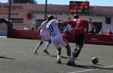 El Azuqueca no pasa del empate 2-2 ante el Villarrubia