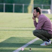 Joaquín Yagüe entrenador del Dinamo despide la temporada con su equipo en el Jerónimo de la Morena en la mañana del domingo