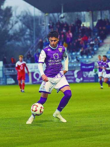 David Amigo autor del primer gol del Guadalajara en Avilés Foto Luis Polo-Mariano Viejo 1