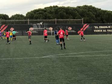 El Azuqueca B cayó 1-3 ante el Talavera B