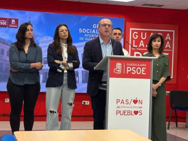 Alberto Rojo, ex alcalde de Guadalajara en su comparecencia de hoy/ Gu Diario rojo ora