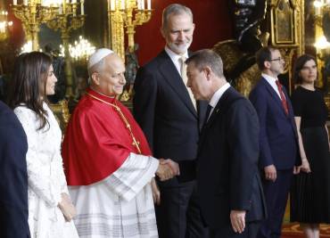 García-Page ceremonia bienvenida papa León XIV 1 1