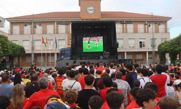 PANTALLA GIGANTES ESPANA FRANCIA cabanilas 12