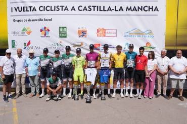 Podium definitivo de la I Vuelta Ciclista a Castilla-La Mancha en la localidad de Molina de Aragón