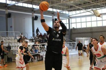 Recucym Bazu que dejó una buena imagen no pudo superar el triangular de cuartos de final del Trofeo de la Junta
