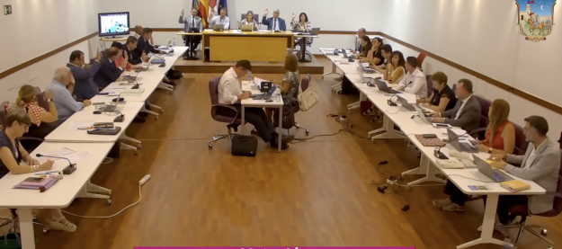 PP y Vox han rechazado la propuesta presentada por el PSOE Votacion pleno agua canal isabel II