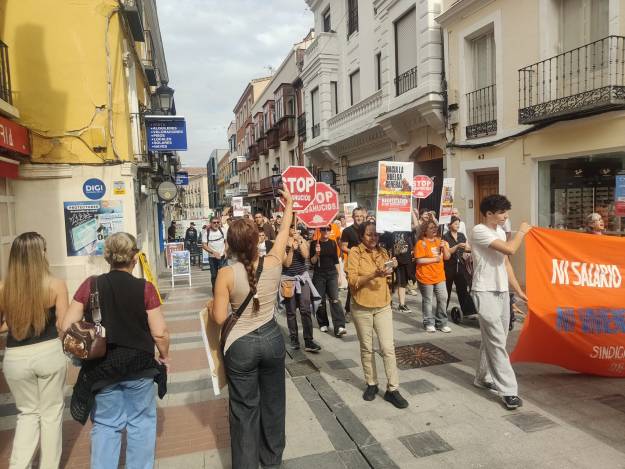 Sindicato de Inquilinos manifestación Huelga General 10