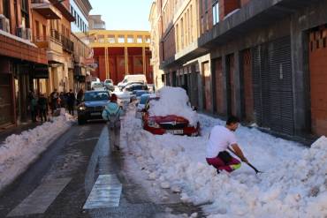 Nieves-lunes-personal-limpieza