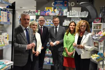 Ministro Sanidad Miñones  en Mondéjar