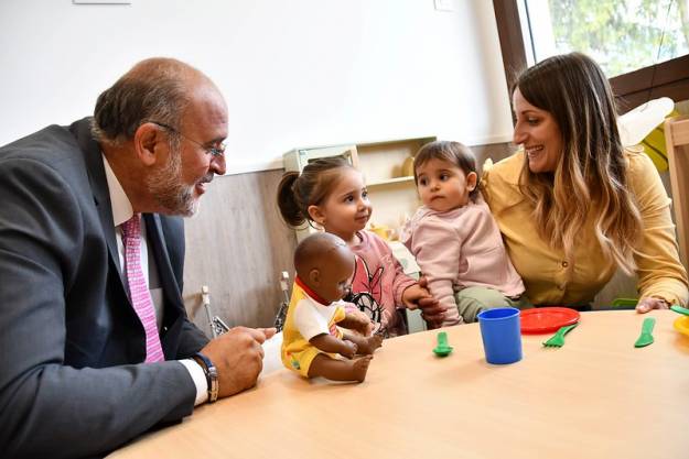 escuela infantil checa guijarro