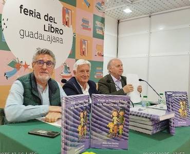 Orea Viaje a la Alcarria en Familia Feria libro acto presentación 2 2